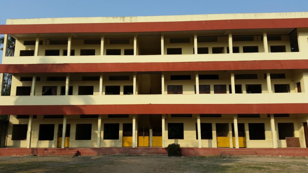 Panangad VHSS school building